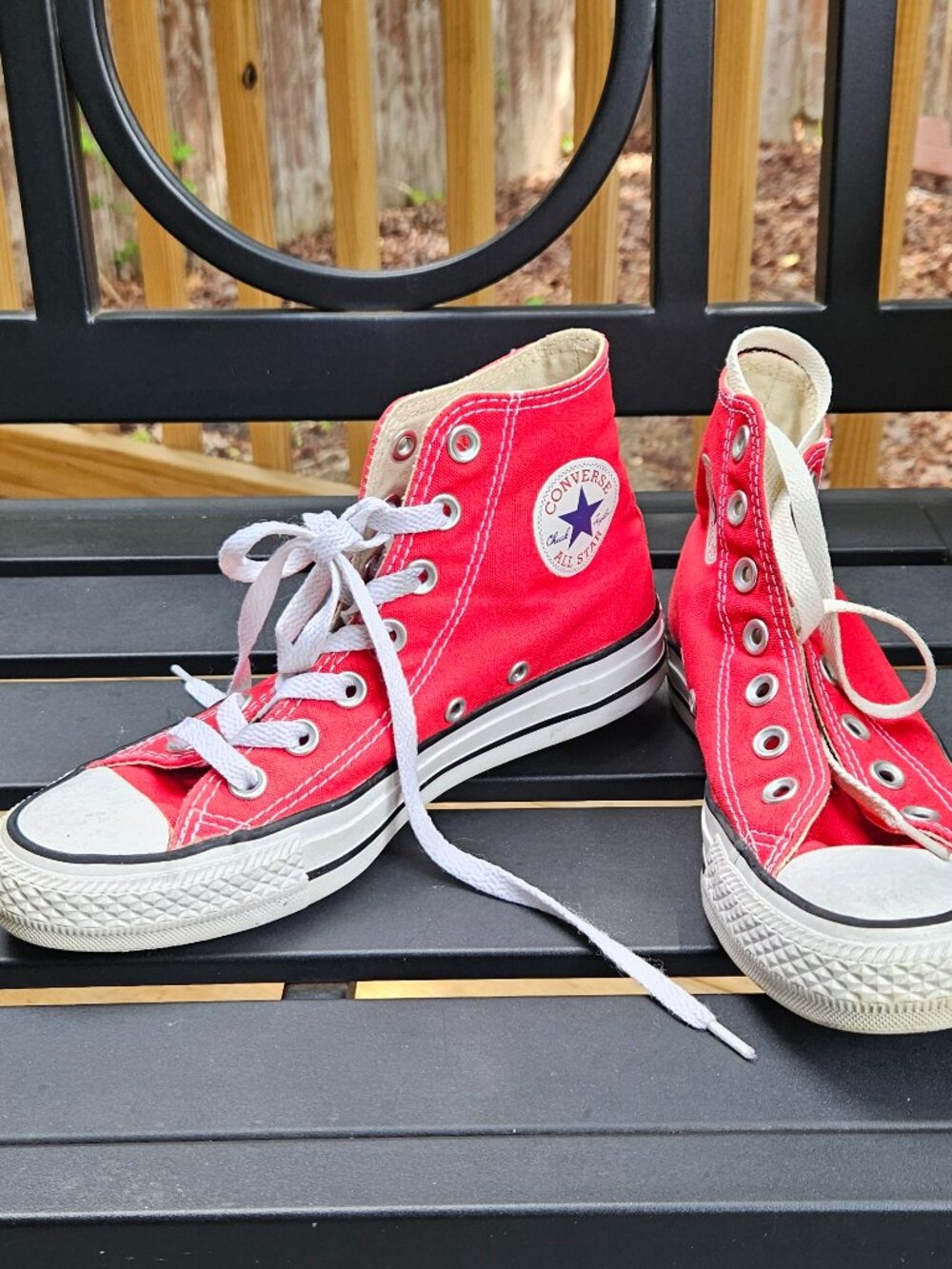 Converse Red Chuck Taylor All Star Hi Top Women's Size 5.5 Men’s Size 3.5